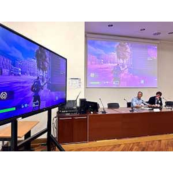 Un momento della presentazione dellinnovativo progetto di promozione turistica digitale legato al famoso videogame Fortnite. - Un momento della presentazione dellinnovativo progetto di promozione turistica digitale legato al famoso videogame Fortnite.