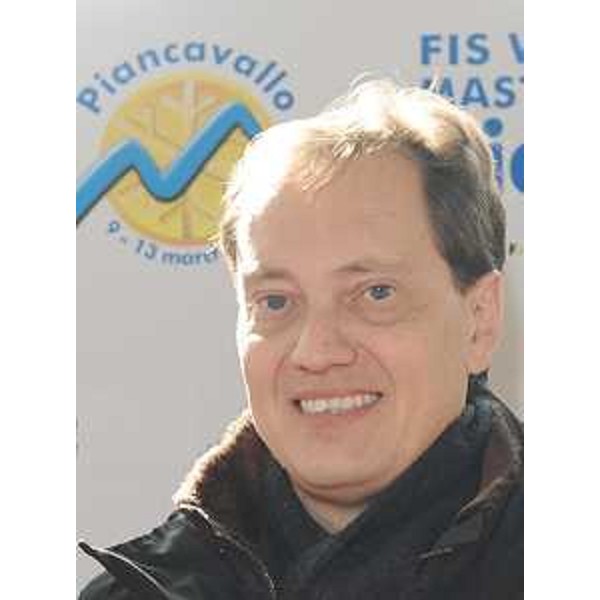 Luca Ciriani (Vicepresidente FVG e Assessore regionale Attività produttive) alla presentazione del Campionato del mondo Master dello Sci della FIS, a Sacile. (Sacile 28/02/09)