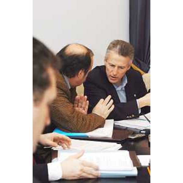 Illy (Presidente Friuli Venezia Giulia) nel corso della Giunta regionale. (Trieste 26/03/04) 