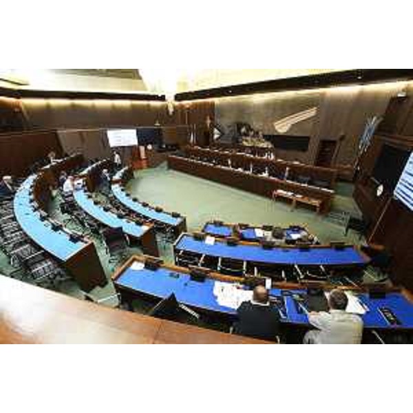 Un momento dei lavori della I Commissione consiliare durante le audizioni delle partecipate - Un momento dei lavori della I Commissione consiliare durante le audizioni delle partecipate