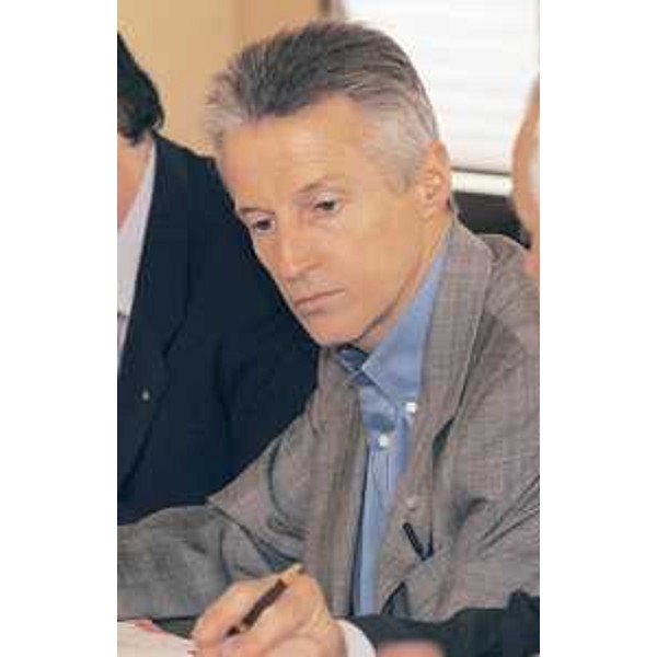 Illy (Presidente Friuli Venezia Giulia) nel corso della riunione della Giunta regionale a Pordenone. (Pordenone 28/05/04)