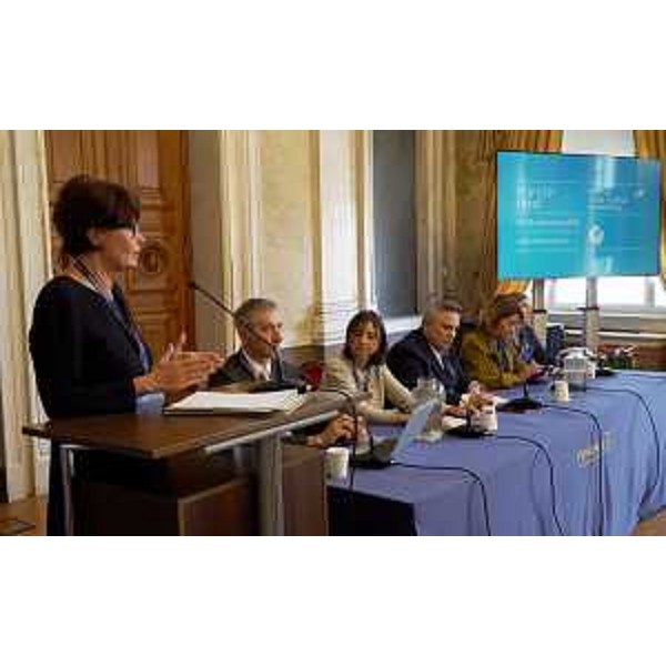 Un momento della conferenza stampa. - Un momento della conferenza stampa.