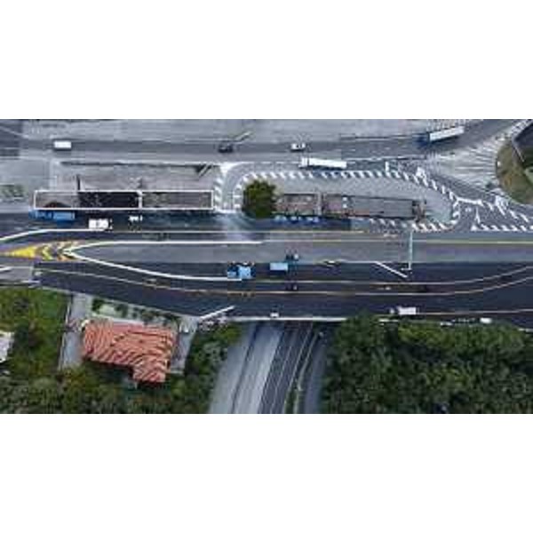 Le immagini dall'alto dei lavori eseguiti al valico di Fernetti - Le immagini dall'alto dei lavori eseguiti al valico di Fernetti