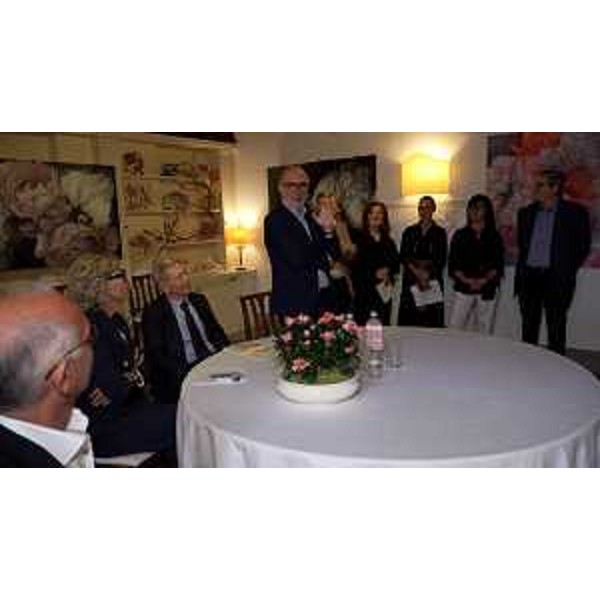 Lassessore regionale alla Salute Riccardo Riccardi al vernissage della mostra RigenerArtis della pittrice Carla Asquini - Lassessore regionale alla Salute Riccardo Riccardi al vernissage della mostra RigenerArtis della pittrice Carla Asquini