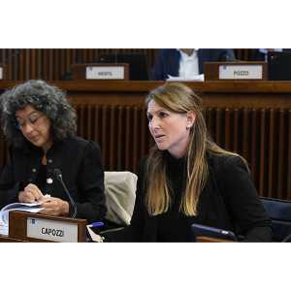 Rosaria Capozzi (M5S) accanto a Serena Pellegrino (Avs) - Rosaria Capozzi (M5S) accanto a Serena Pellegrino (Avs)