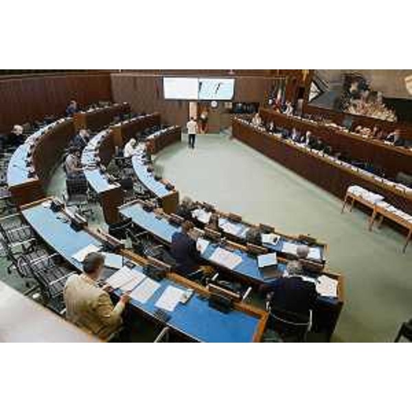 La seduta della VI Commissione - La seduta della VI Commissione