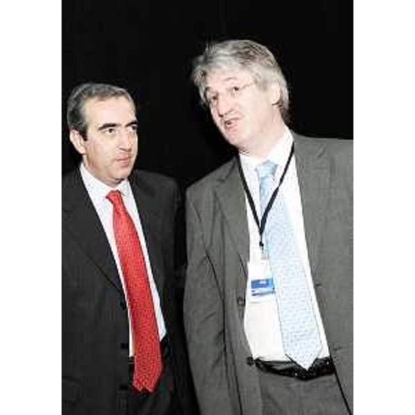 Maurizio Gasparri (Presidente PdL Senato) e Renzo Tondo (Presidente Friuli Venezia Giulia) alla cerimonia di apertura della quinta "Conferenza nazionale sulle politiche antidroga" a Trieste. (Trieste 12/03/09)
