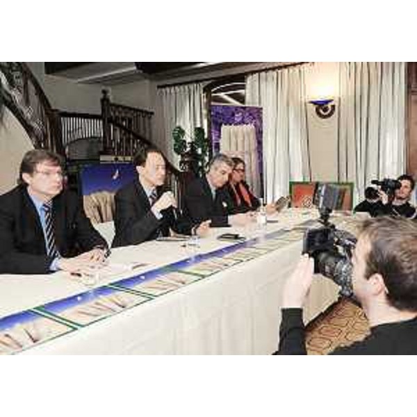 Luca Ciriani (Vicepresidente FVG e Assessore regionale Attività produttive) e Giovanni Da Pozzo (Presidente CCIAA UD) alla presentazione di "Asparagus 2009", a San Quirino. (San Quirino 13/03/09)