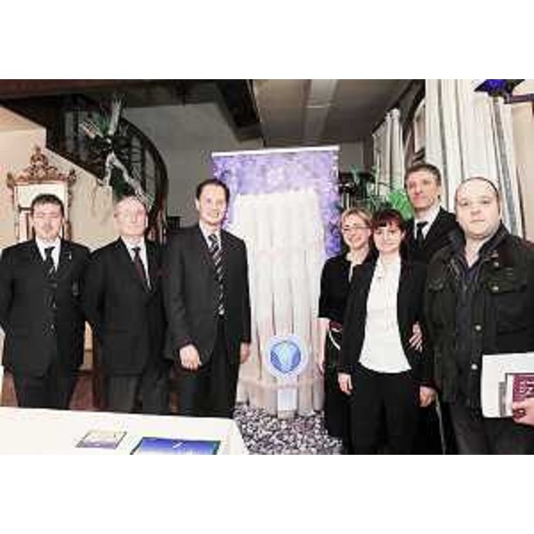 Luca Ciriani (Vicepresidente FVG e Assessore regionale Attività produttive) in occasione della presentazione di "Asparagus 2009" con i ristoratori che promuovono l'asparago bianco friulano, a San Quirino. (San Quirino 13/03/09)