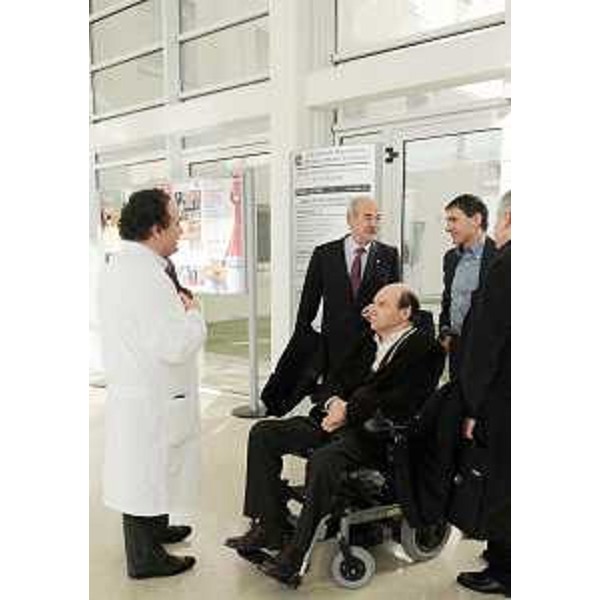 Vladimir Kosic (Assessore regionale Salute e Protezione sociale) visita il polo cardiologico di Trieste con Franco Zigrino (Direttore generale Azienda Ospedaliero Universitaria Trieste), Piero Camber (Consigliere regionale) e Gianfranco Sinagra (Primario Cardiologia). (Trieste 13/03/09)