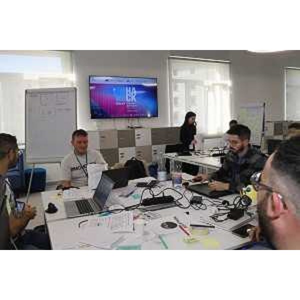 Un momento dei lavori che hanno coinvolto le startup - Un momento dei lavori che hanno coinvolto le startup