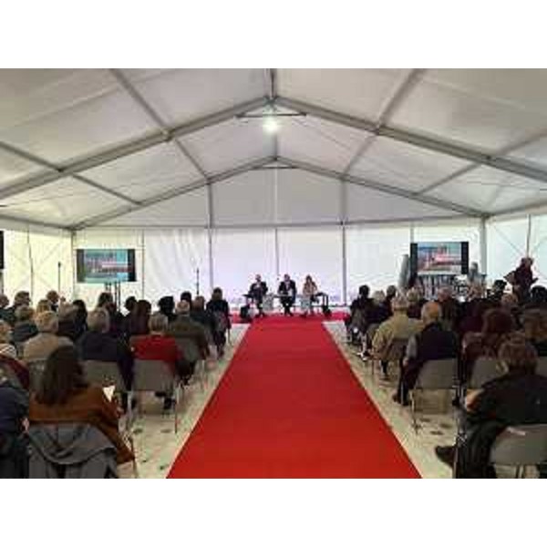 Il vice governatore Mario Anzil, al centro, al convegno "Laboratorio della cultura di frontiera" a Villa Manin di Passariano - Il vice governatore Mario Anzil, al centro, al convegno "Laboratorio della cultura di frontiera" a Villa Manin di Passariano