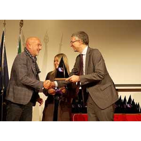 L'evento è stato ospitato dal Collegio del Mondo unito. - L'evento è stato ospitato dal Collegio del Mondo unito.