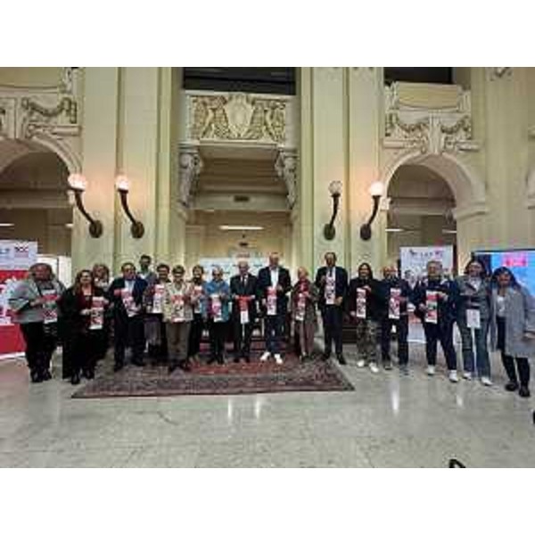 Al centro, il presidente del Cr Fvg, Mauro Bordin, per la persentazione del calendario 2026 della Lilt - Al centro, il presidente del Cr Fvg, Mauro Bordin, per la persentazione del calendario 2026 della Lilt