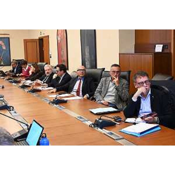 I consiglieri del Clcv durante la seduta sulle relazioni della direzione regionale Salute - I consiglieri del Clcv durante la seduta sulle relazioni della direzione regionale Salute