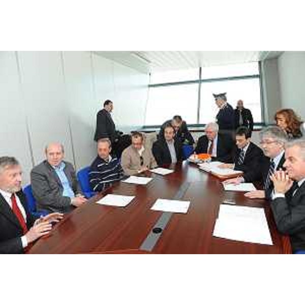 Claudio Scajola (Ministro Sviluppo economico) e Renzo Tondo a Udine. (Udine 20/03/09)