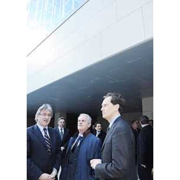Renzo Tondo (Presidente Friuli Venezia Giulia), Claudio Scajola (Ministro Sviluppo economico) e Luca Ciriani (Vicepresidente FVG e Assessore regionale Attività produttive) a Udine. (Udine 20/03/09)