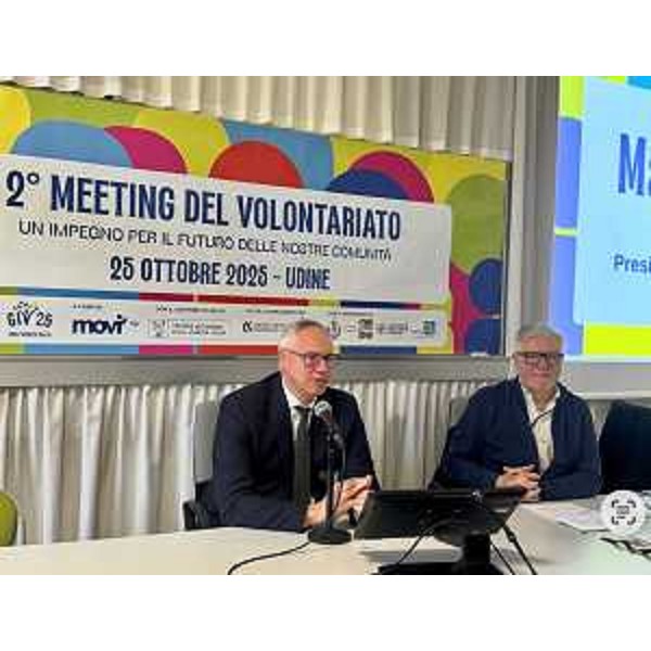 Il presidente del Consiglio regionale del Friuli Venezia Giulia, Mauro Bordin, durante il suo intervento - Il presidente del Consiglio regionale del Friuli Venezia Giulia, Mauro Bordin, durante il suo intervento