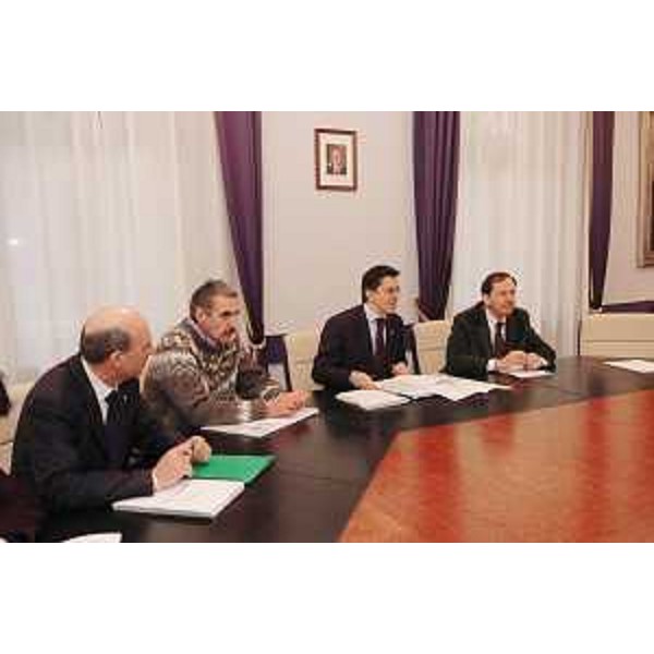 Beltrame (Assessore regionale Salute) nel corso della conferenza stampa seguita alla riunione di Giunta regionale, a Trieste. (Trieste 04/03/05)