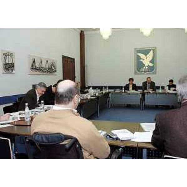 Cosolini (Assessore regionale Lavoro) presenta le linee guida predisposte dalla Regione in funzione della nuova legge sul Lavoro. (Trieste 04/03/05)
