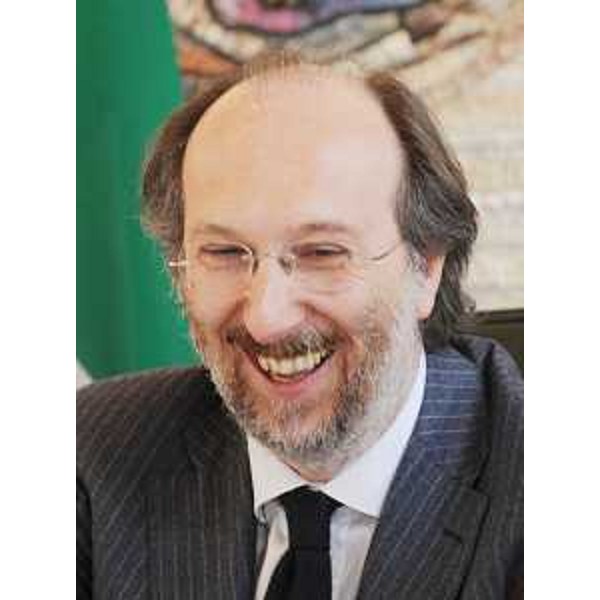 Riccardo Riccardi (Assessore regionale Mobilità, Energia e Infrastrutture di Trasporto) nel corso della riunione per la Cimpello-Sequals. (Maniago 25/03/09)