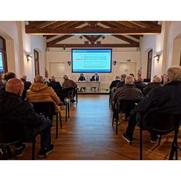 L'ex stazione ippica di Latisana durante la presentazione del bando - L'ex stazione ippica di Latisana durante la presentazione del bando