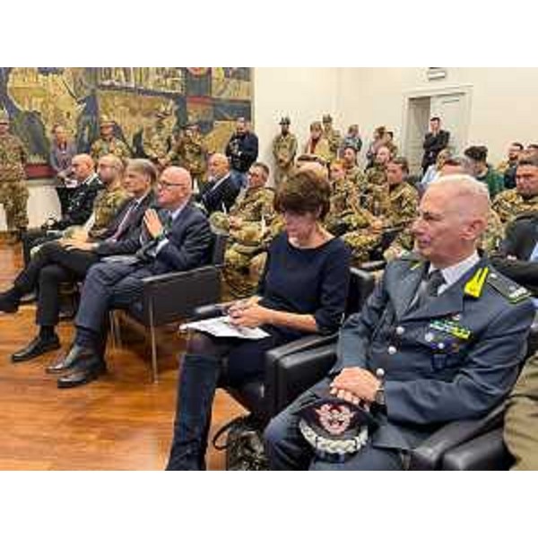 Presente alla conferenza stampa anche l'assessore regionale al Lavoro e Formazione Alessia Rosolen. - Presente alla conferenza stampa anche l'assessore regionale al Lavoro e Formazione Alessia Rosolen.