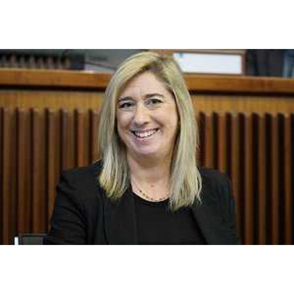 L'assessore regionale alle Infrastrutture e territorio Cristina Amirante - L'assessore regionale alle Infrastrutture e territorio Cristina Amirante