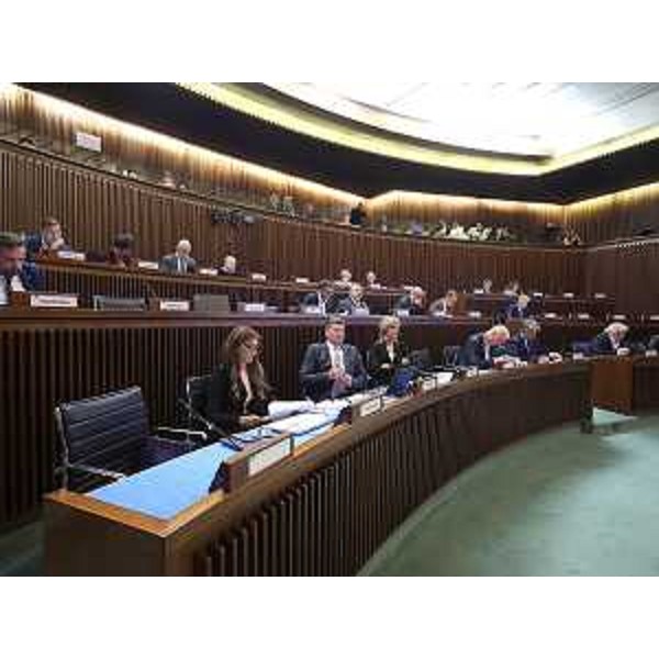 L'Aula al lavoro per il ddl 61 su commercio e turismo - L'Aula al lavoro per il ddl 61 su commercio e turismo