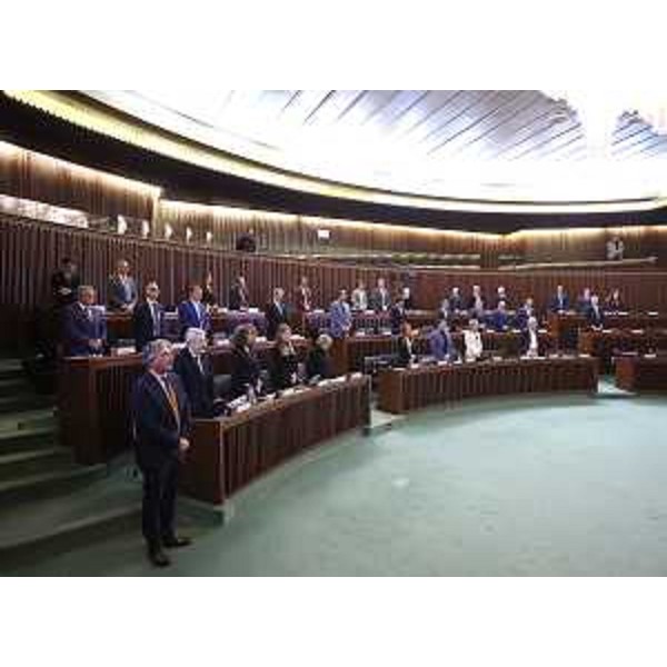 Minuto di silenzio durante i lavori del Consiglio regionale del Fvg per l'infanticidio di Muggia - Minuto di silenzio durante i lavori del Consiglio regionale del Fvg per l'infanticidio di Muggia