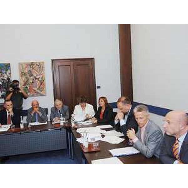 Illy (Presidente FVG), Bertossi (Assessore regionale Attività produttive) e Cosolini (Assessore regionale Ricerca) alla riunione della Conferenza permanente per l'Innovazione. (Trieste 25/07/06)