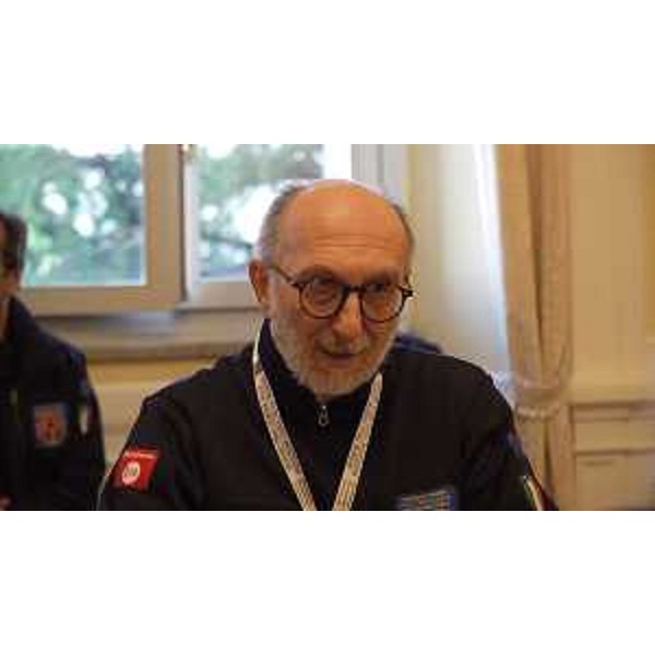 L'assessore Riccardi nel corso della riunione - L'assessore Riccardi nel corso della riunione