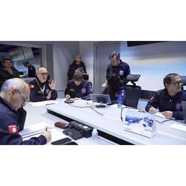 L'assessore Riccardi al tavolo del Comitato regionale per le emergenze - L'assessore Riccardi al tavolo del Comitato regionale per le emergenze