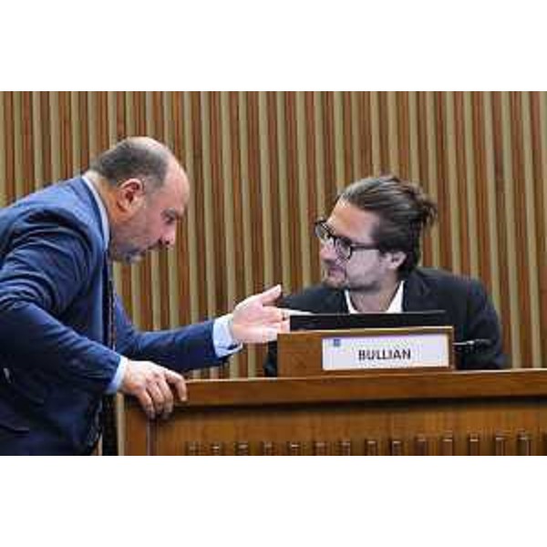 Diego Moretti (Pd) e Enrico Bullian (Patto per l'Autonomia - Civica Fvg) - Diego Moretti (Pd) e Enrico Bullian (Patto per l'Autonomia - Civica Fvg)