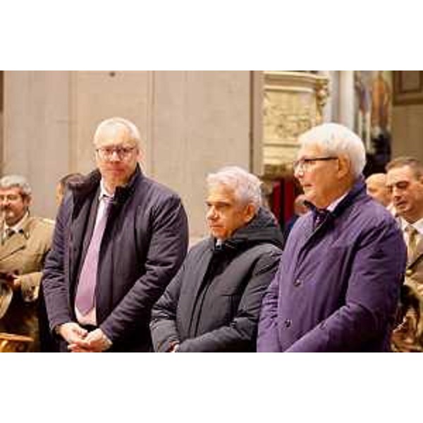 Il presidente del Cr Fvg, Mauro Bordin, con il prefetto di Udine, Domenico Lione (al centro) e il procuratore Massimo Lia (primo da dx) - Il presidente del Cr Fvg, Mauro Bordin, con il prefetto di Udine, Domenico Lione (al centro) e il procuratore Massimo Lia (primo da dx)