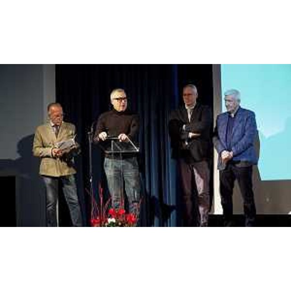 L'assessore regionale alle Attività produttive e turismo Sergio Emidio Bini al Teatro della Casa della Gioventù di Buja alla celebrazione del 60° anniversario della Pro Buja - L'assessore regionale alle Attività produttive e turismo Sergio Emidio Bini al Teatro della Casa della Gioventù di Buja alla celebrazione del 60° anniversario della Pro Buja