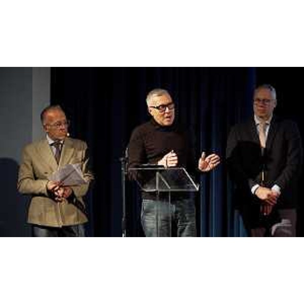 L'assessore regionale alle Attività produttive e turismo Sergio Emidio Bini al Teatro della Casa della Gioventù di Buja alla celebrazione del 60° anniversario della Pro Buja - L'assessore regionale alle Attività produttive e turismo Sergio Emidio Bini al Teatro della Casa della Gioventù di Buja alla celebrazione del 60° anniversario della Pro Buja