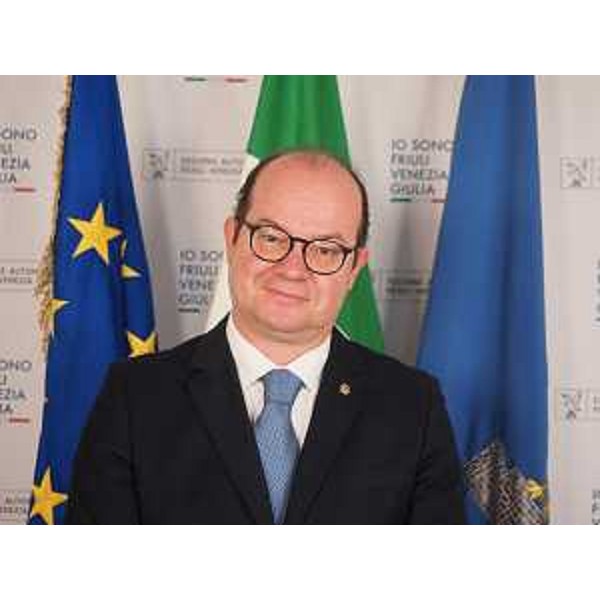 Il vicegovernatore con delega alla Cultura Mario Anzil - Il vicegovernatore con delega alla Cultura Mario Anzil 
