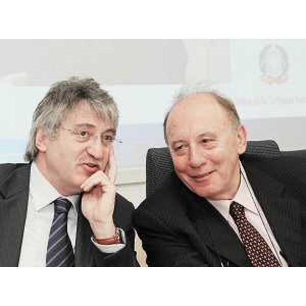 Renzo Tondo (Presidente Friuli Venezia Giulia) e Giancarlo Michellone (Presidente AREA Science Park) all'AREA Science Park di Padriciano per l'anteprima del G8 Ambiente e le celebrazioni del trentennale del parco scientifico triestino. (Trieste 03/04/09)