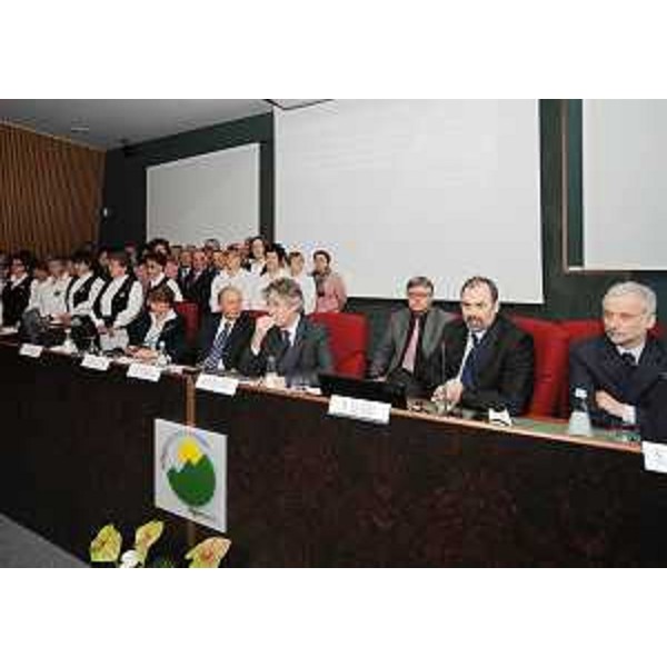 Renzo Tondo (Presidente Friuli Venezia Giulia), Giancarlo Michellone (Presidente AREA Science Parvk) e Roberto Siagri (Presidente Eurotech) nella sede di Agemnot ad Amaro. (Amaro 04/04/09)