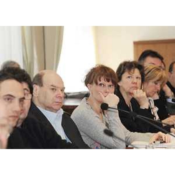 Vladimir Kosic (Assessore regionale Salute e Prevenzione sociale) e Alessi Rosolen (Assessore regionale Lavoro) alla seduta d'insediamento del "Comitato regionale di coordinamento in materia di salute e sicurezza sul lavoro", a Trieste. (Trieste 06/04/09)