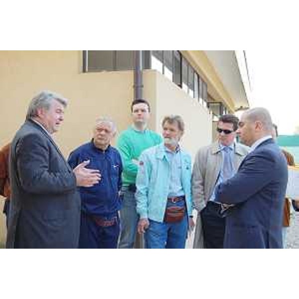 Elio De Anna (Assessore regionale delegato Attività ricreative e sportive) visita gli impianti sportivi di Pagnacco. (Pagnacco 08/04/09) 