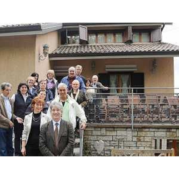 Renzo Tondo (Presidente Friuli Venezia Giulia) visita l'Associazione "I Girasoli" a Rupingrande. (Rupingrande 27/04/09)