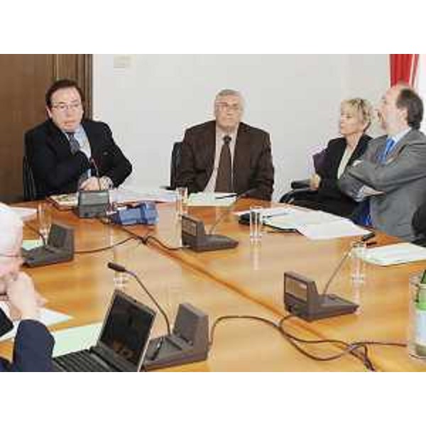 Bartolomeo Giachino (Sottosegretario Infrastrutture e Trasporti) e Riccardo Riccardi (Assessore regionale Mobilità, Energia ed Infrastrutture di Trasporto) a Trieste. (Trieste 30/04/09) 