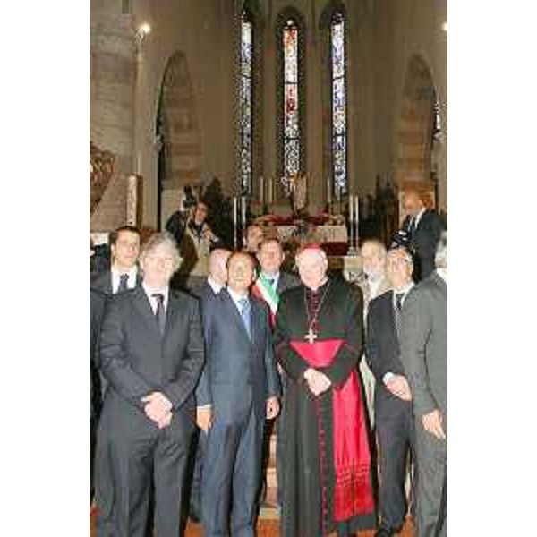 Renzo Tondo (Presidente Friuli Venezia Giulia), Renato Giuseppe Schifani (Presidente Senato) e Pietro Brollo (Arcivescovo Udine) in occasione del 33° anniversario del terremoto che ha colpito il Friuli nel 1976. (Gemona del Friuli 06/05/09) 