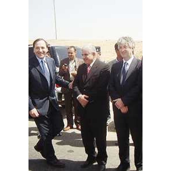 Abdul Rahman M. Fatah (Governatore Kirkuk, al centro della foto) e Renzo Tondo (Presidente Friuli Venezia Giulia). (Kirkuk 19/05/09) 