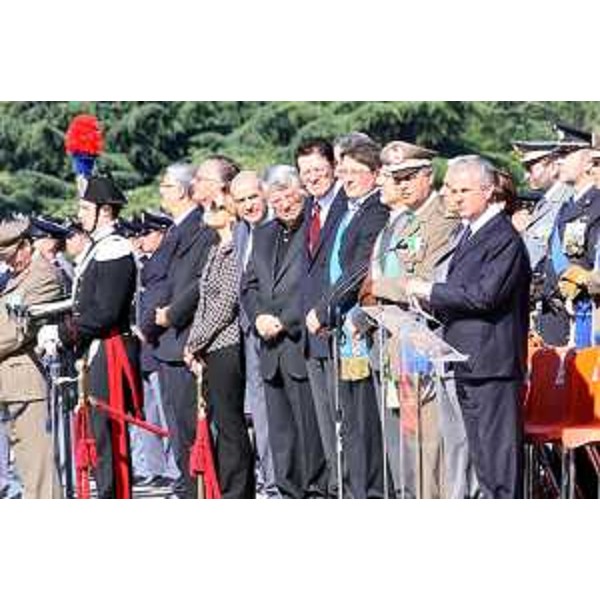 Claudio Scajola (Ministro Sviluppo economico) al sacrario di Redipuglia per le celebrazioni del 63° anniversario della costituzione della Repubblica. (Fogliano-Redipuglia 02/06/09)