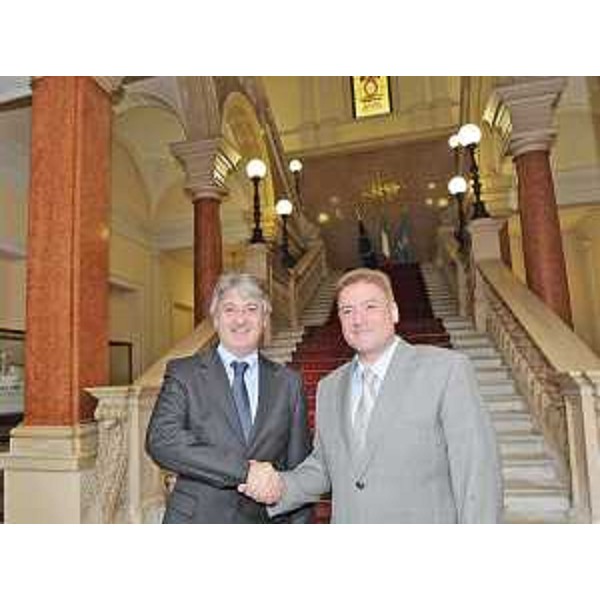 Renzo Tondo (Presidente Friuli Venezia Giulia) e Georgij Boos (Governatore Kaliningrad) nella sede della Regione a Trieste. (Trieste 04/06/09) 