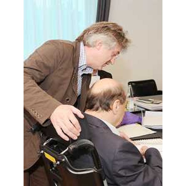 Renzo Tondo (Presidente Friuli Venezia Giulia) e Vladimir Kosic (Assessore regionale Salute e Protezione sociale) nel corso della riunione di Giunta. (Udine 08/06/09)
