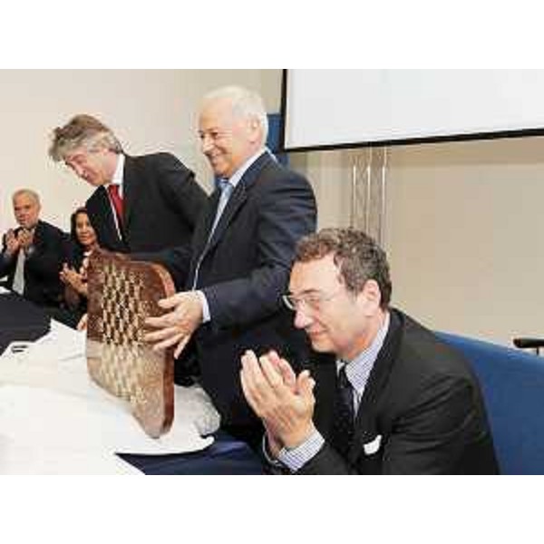 Renzo Tondo (Presidente Friuli Venezia Giulia), Silvano Pascolo (Presidente Confartigianato PN) e Sergio Bolzonello (Sindaco Pordenone) in occasione dell'assemblea annuale della Confartigianato Imprese provinciale, a Pordenone. (Pordenone 13/06/09) 
